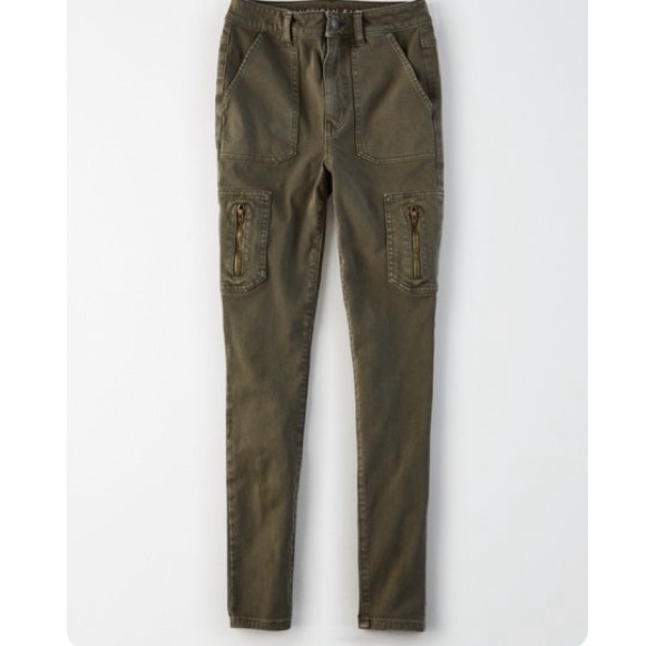 American Eagle High Rise Cargo Jeggings 12 short NEW - Picture 1 of 7